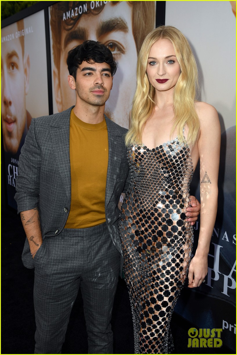 Sophie Turner Reveals Her First Impression of Joe Jonas & What Happened on Their First Date