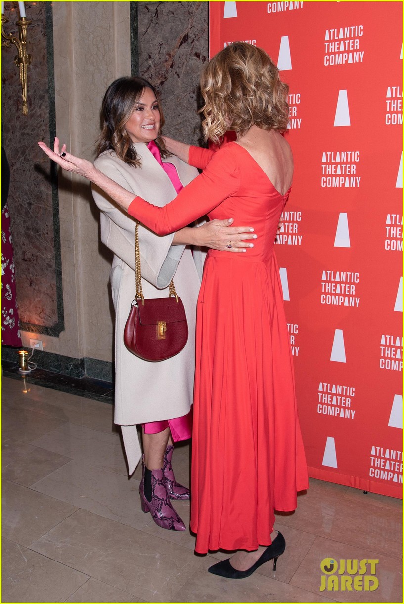 Mariska Hargitay & Peter Hermann Join Rose Byrne & Bobby Cannavale at Couples Choice Gala Event