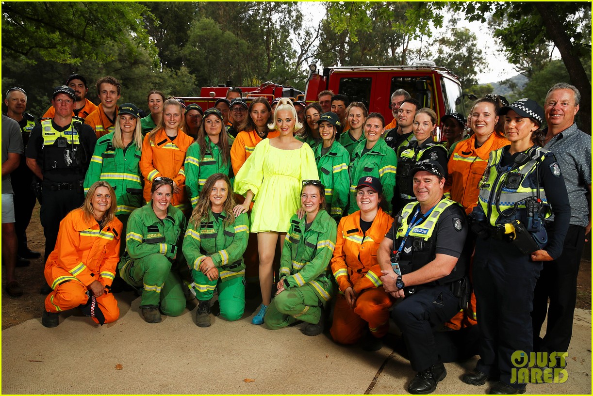 Pregnant Katy Perry Leaves Australia Amid Coronavirus Outbreak