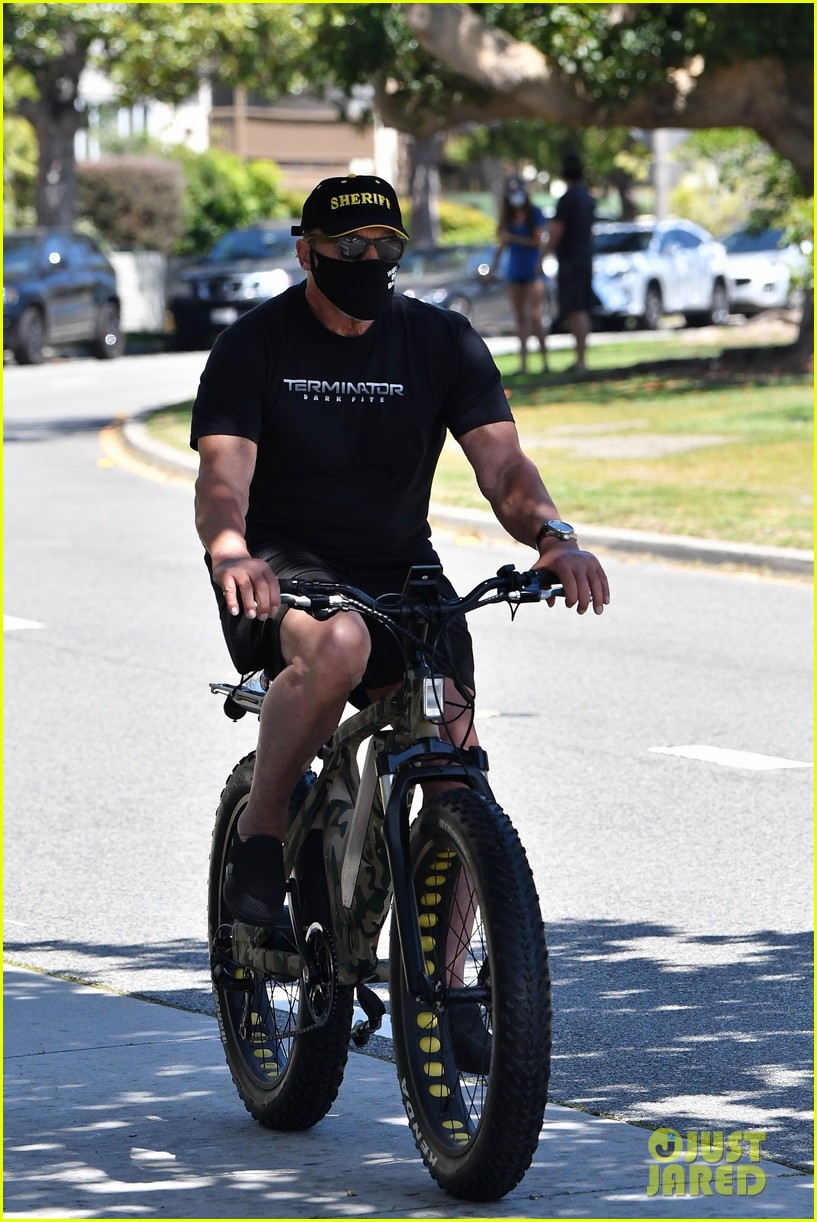 Arnold Schwarzenegger Goes Biking Amid News He's Going to Be a Grandpa!