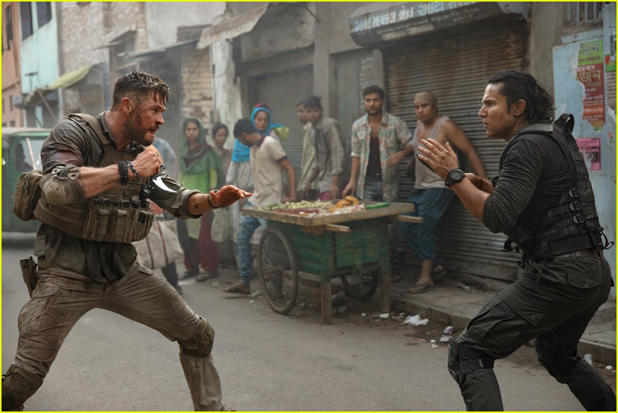 Chris Hemsworth's 'Extraction' Is Netflix's Newest Action Movie - Watch the Trailer!