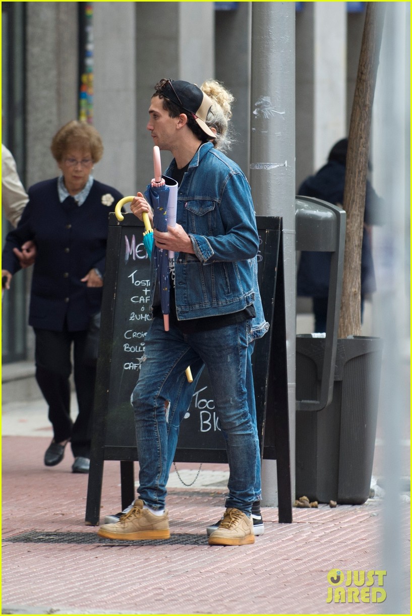 Money Heist's Jaime Lorente & Maria Pedraza Wear Matching Denim Jackets in Throwback Pictures