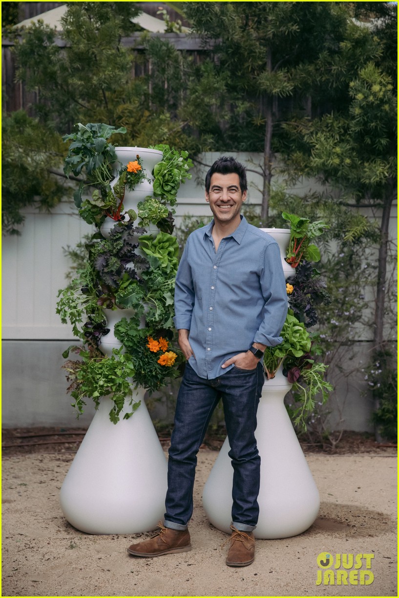 Zooey Deschanel's Portable Garden Makes It So Easy to Grow Your Own Vegetables
