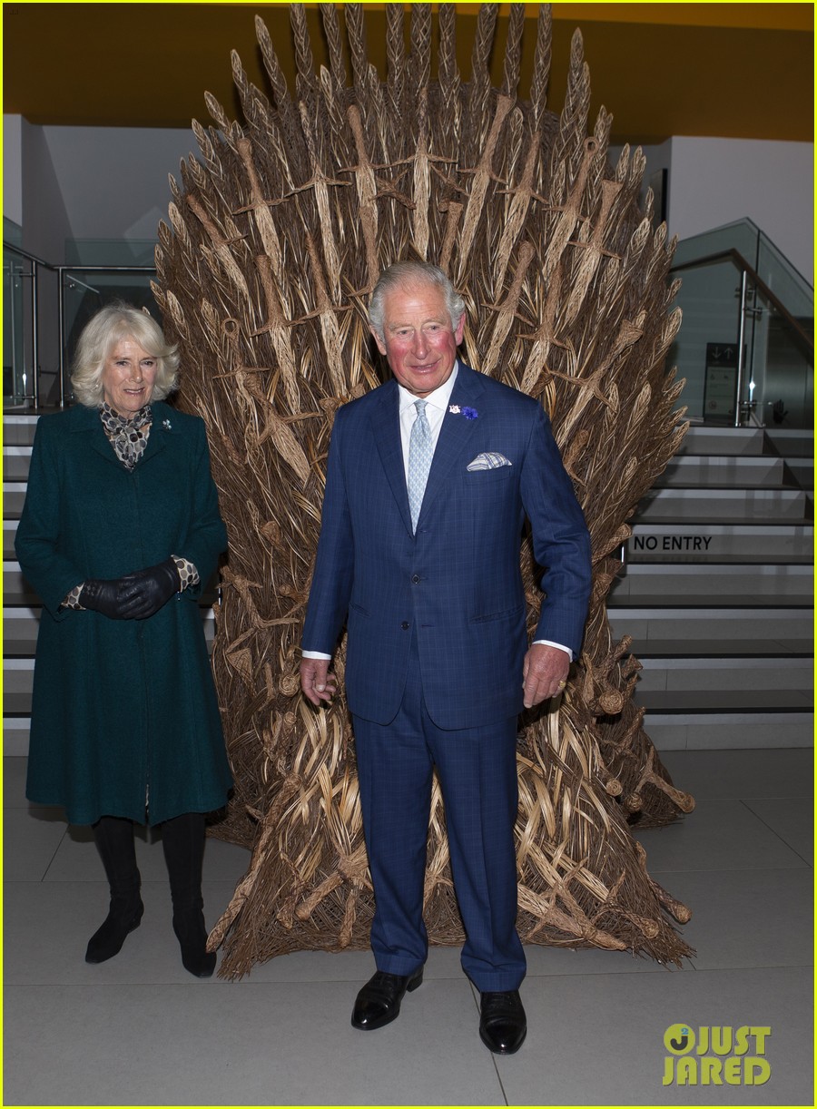 Prince Charles Wears a Mask, Poses In Front of 'Game of Thrones' Wrap Party Throne!