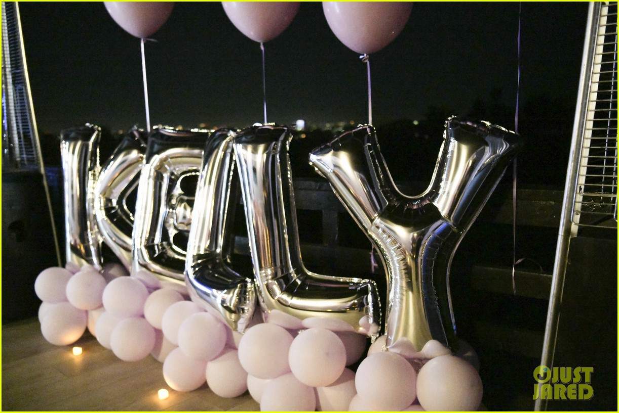 Kelly Osbourne Shows Off 85 Pound Weight Loss at Her Birthday Party!