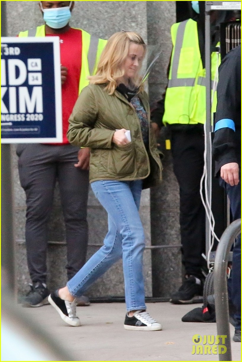 Reese Witherspoon Wears a Face Shield While Arriving to Film 'The Morning Show' in LA