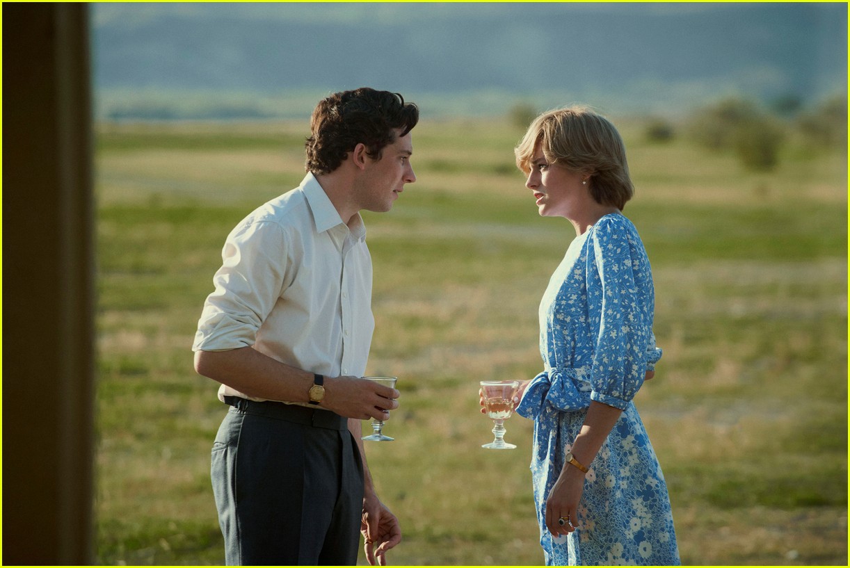 The Crown's Emma Corrin Talks Possibility of Meeting Princes William & Harry One Day