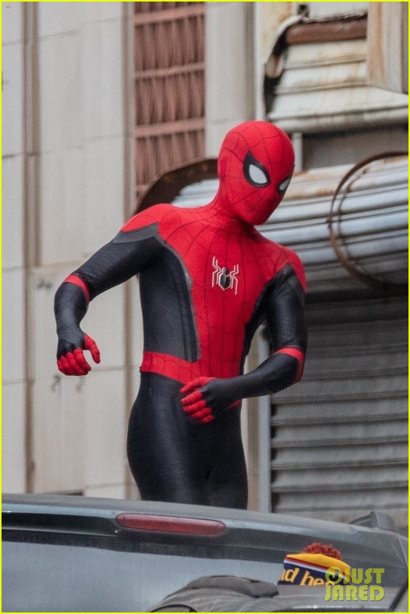 Tom Holland Suits Up While Filming 'Spider-Man 3' in Atlanta!