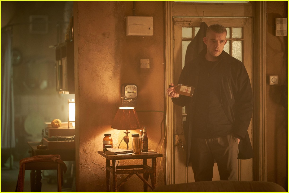 Russell Tovey's New Hulu Series 'The Sister' Gets First Trailer - Watch Now!