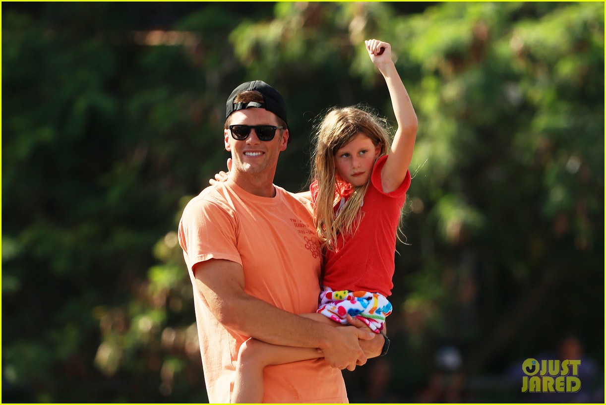 Tom Brady Brings Kids Vivian & Benjamin to Super Bowl 2021 Victory Parade (Photos)