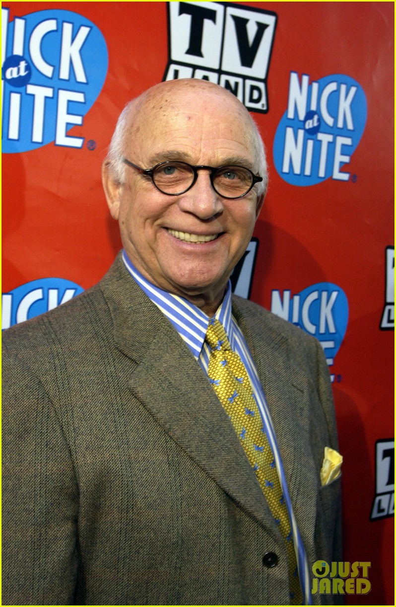 Gavin MacLeod Dead - 'Love Boat' Star Dies at 90