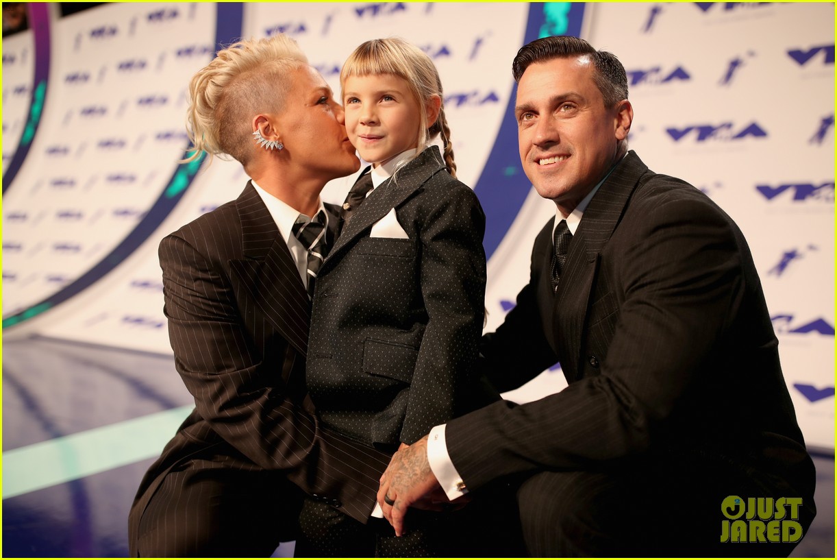 Pink Reveals the Secret to Marriage After 15 Years With Carey Hart