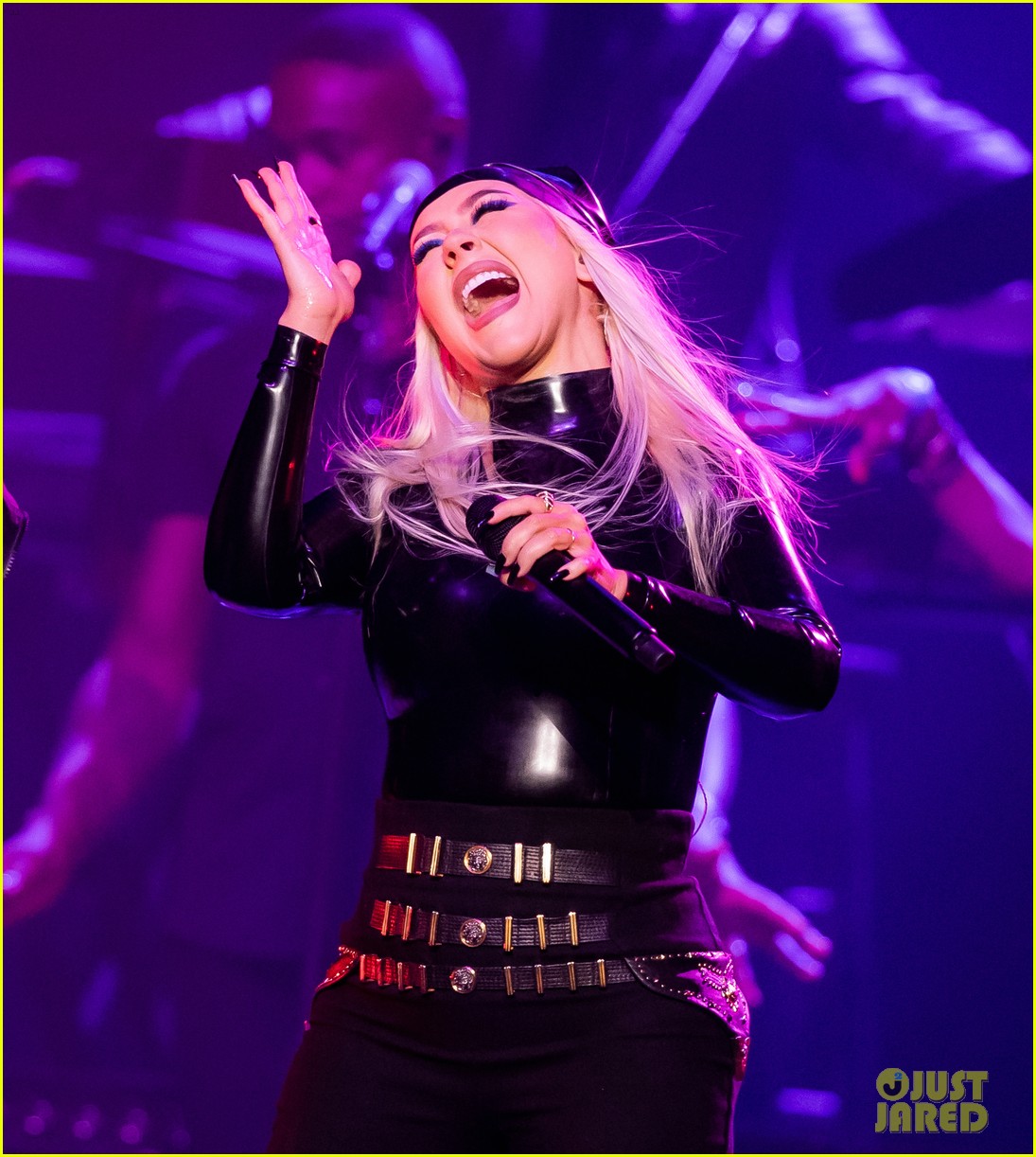 christina aguilera purple latex dress More purple latex : r/christinaaguilera