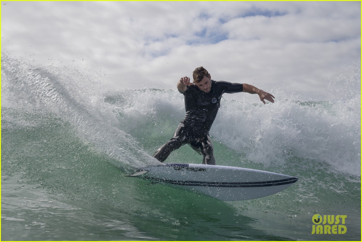 Chris Hemsworth Swims With Sharks During Nat Geo's Shark Week