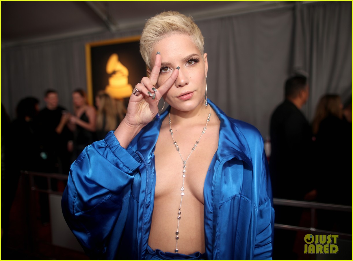 Halsey Gives Birth, Welcomes First Child with Alev Aydin - Name & First Photo Revealed!