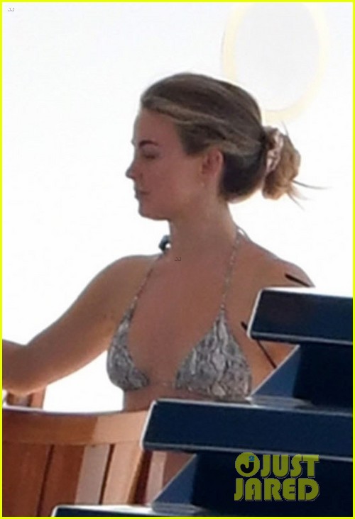 Julianne Hough Soaks Up in the Sun in a Bikini While on Vacation in Italy