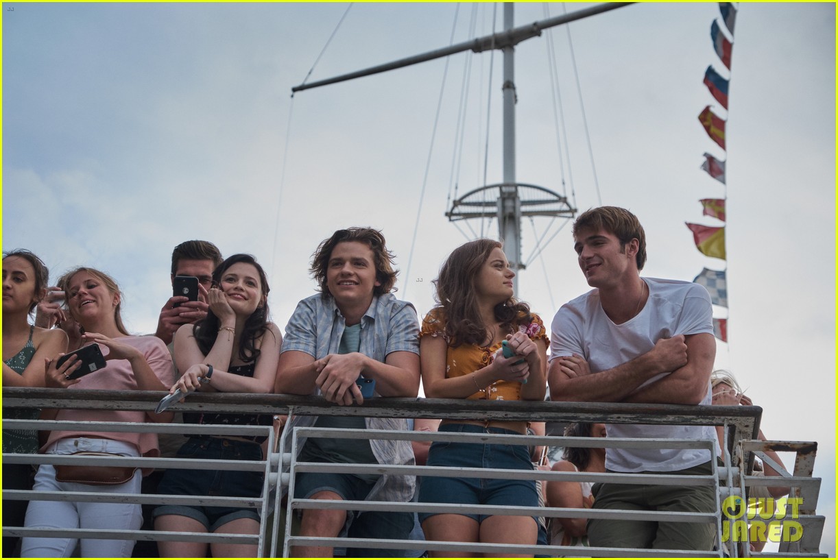 Joey King Has To Decide Between Love & College in 'The Kissing Booth 3' Trailer - Watch Here!