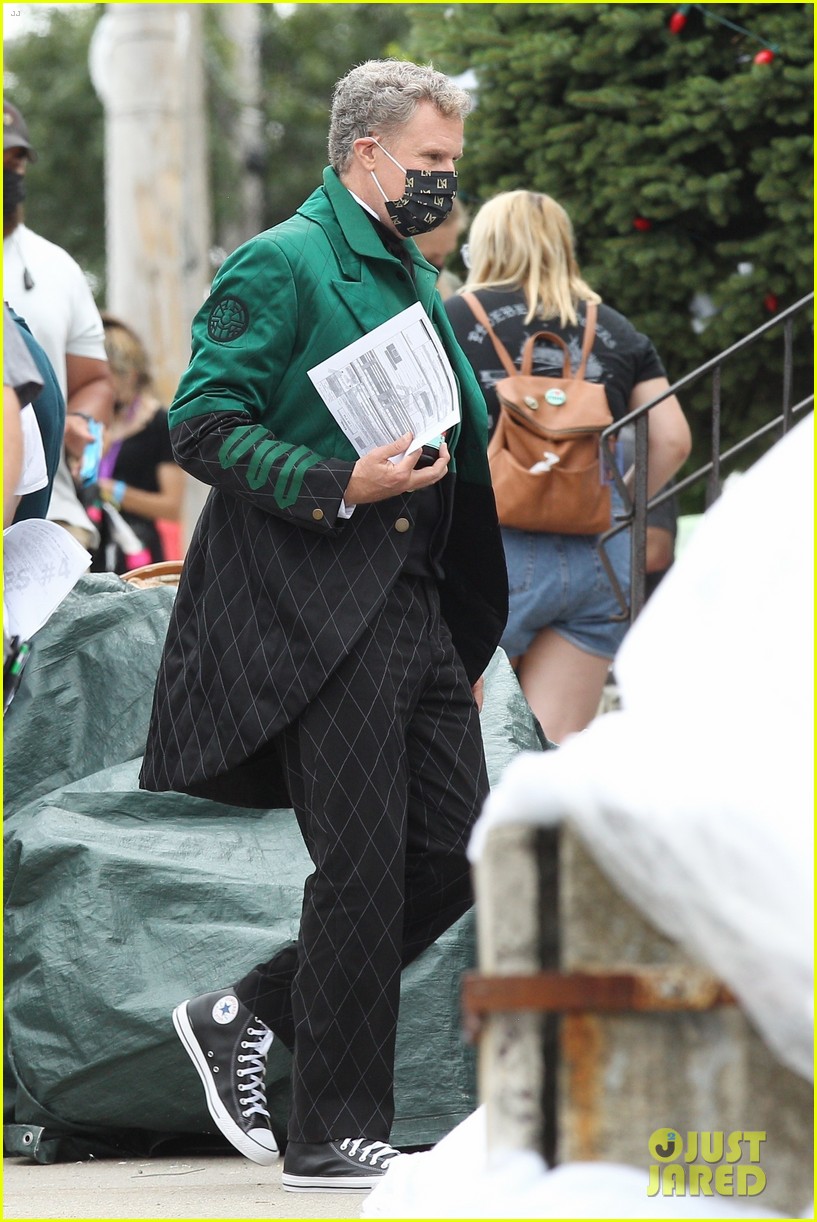 Ryan Reynolds & Will Ferrell Mask Up on Set of Their Movie Musical 'Spirited'