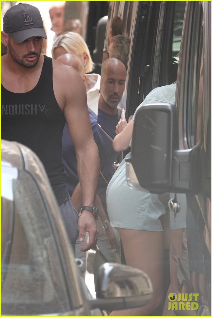 Selling Sunset's Chrishell Stause & Jason Oppenheim Look So Happy Together During Trip to Italy!