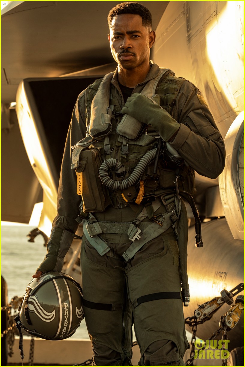 'Top Gun: Maverick' Director Joseph Kosinski Created New Cameras to Film Flying Scenes