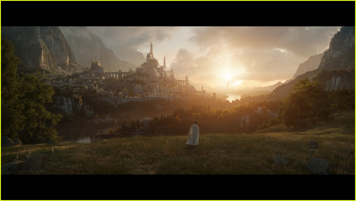 Amazon Reveals First Look & Premiere Date for New 'Lord of the Rings' Series