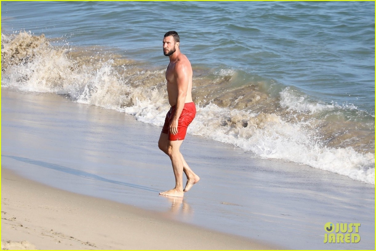 'Halo' Actor Pablo Schreiber Goes Shirtless During a Malibu Beach Day