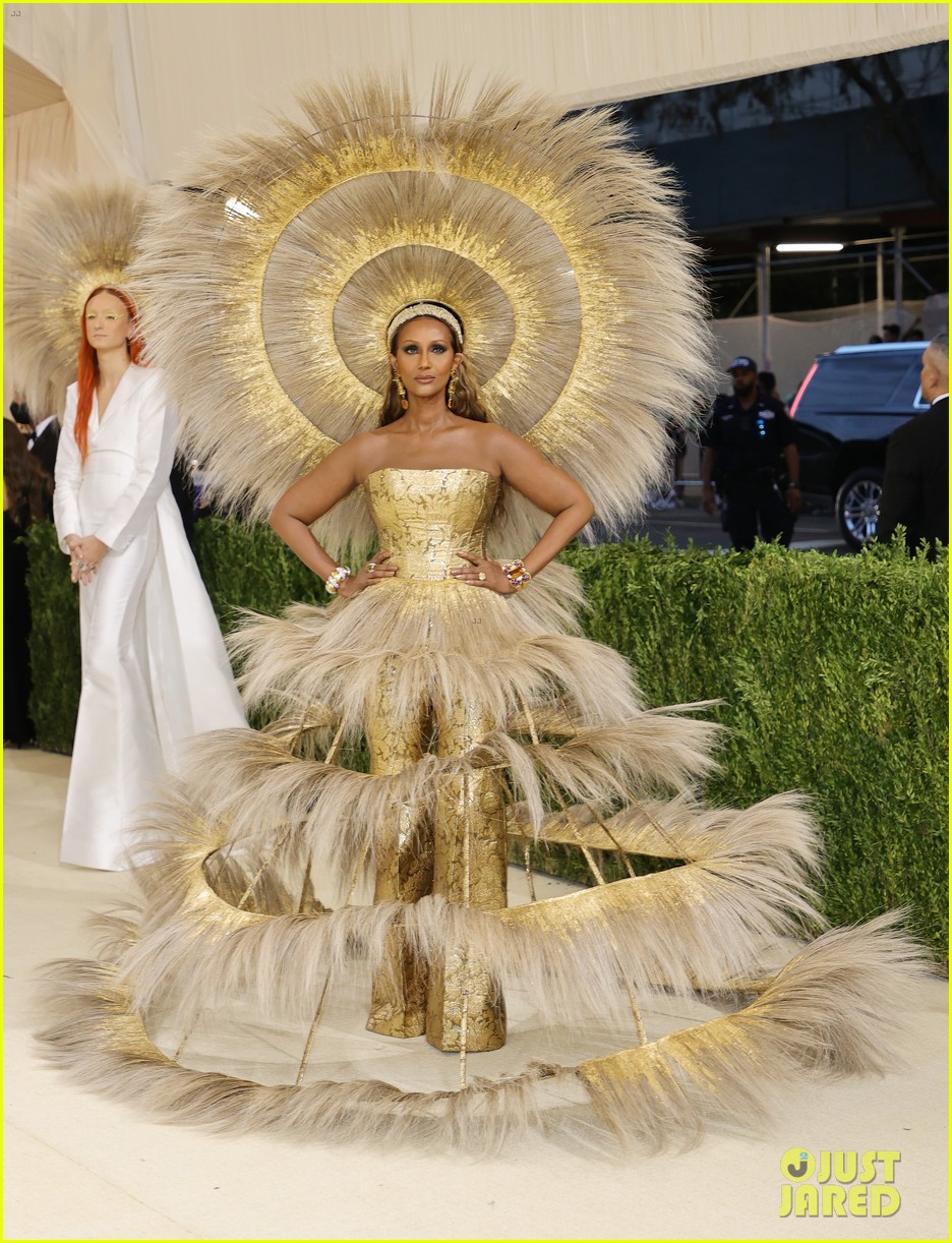 iman gold dress Iman Gold Dress Met Gala Iman's Headpiece, A$AP Rocky's Blanket And More Stars Who Went