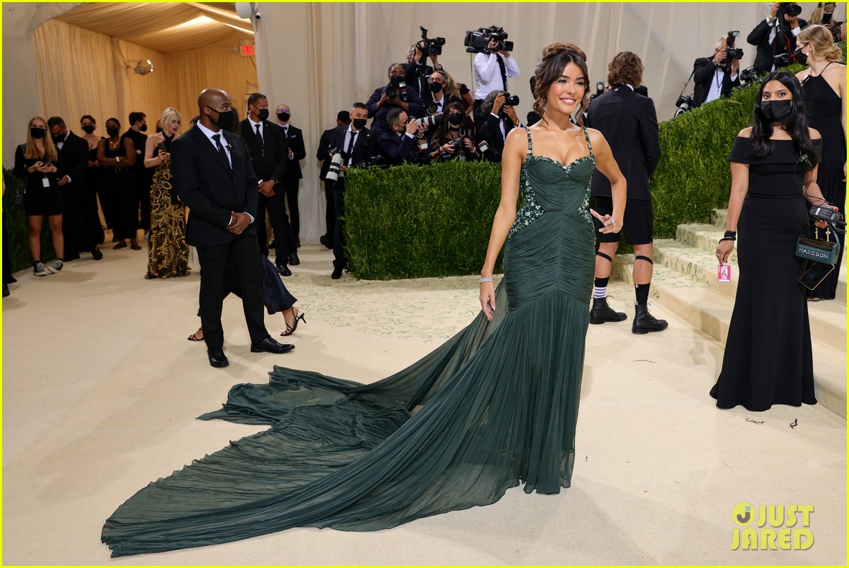 madison beer green dress Maddison beer outfit concert