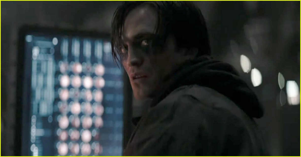 'The Batman' Trailer Starring Robert Pattinson & Zoe Kravitz Closes Out DC FanDome - Watch Now!