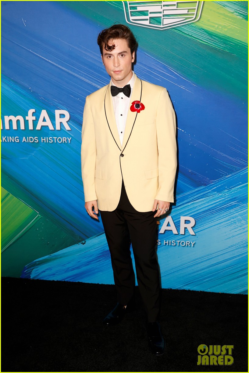 See Every Celeb Arrival on the amfAR Gala Los Angeles 2021 Red Carpet 