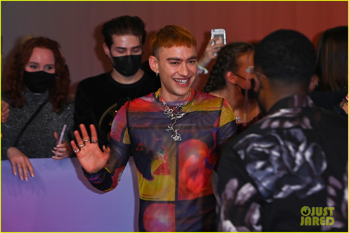 Kim Petras, Olly Alexander, Maneskin & More Hit the Red Carpet at MTV EMAs 2021!
