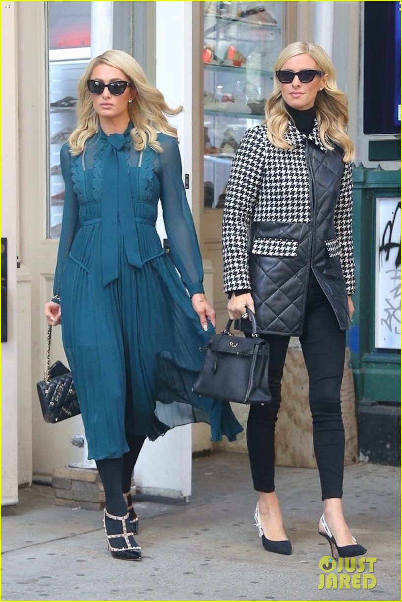 Paris Hilton Meets Up with Younger Sister Nicky to Do Some Shopping in NYC