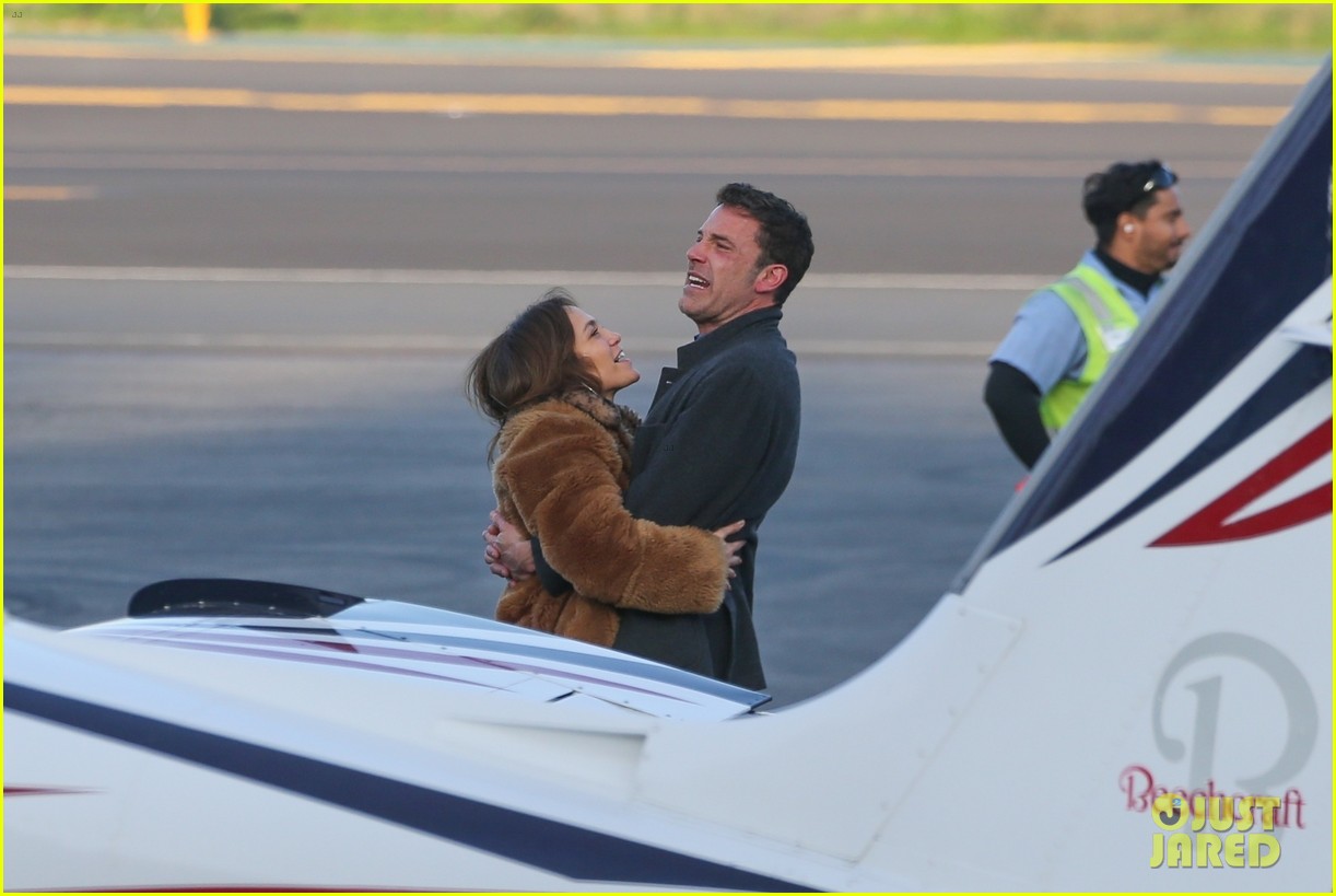 Jennifer Lopez Gets Kisses From Ben Affleck Ahead Of Her Flight Out Of Town
