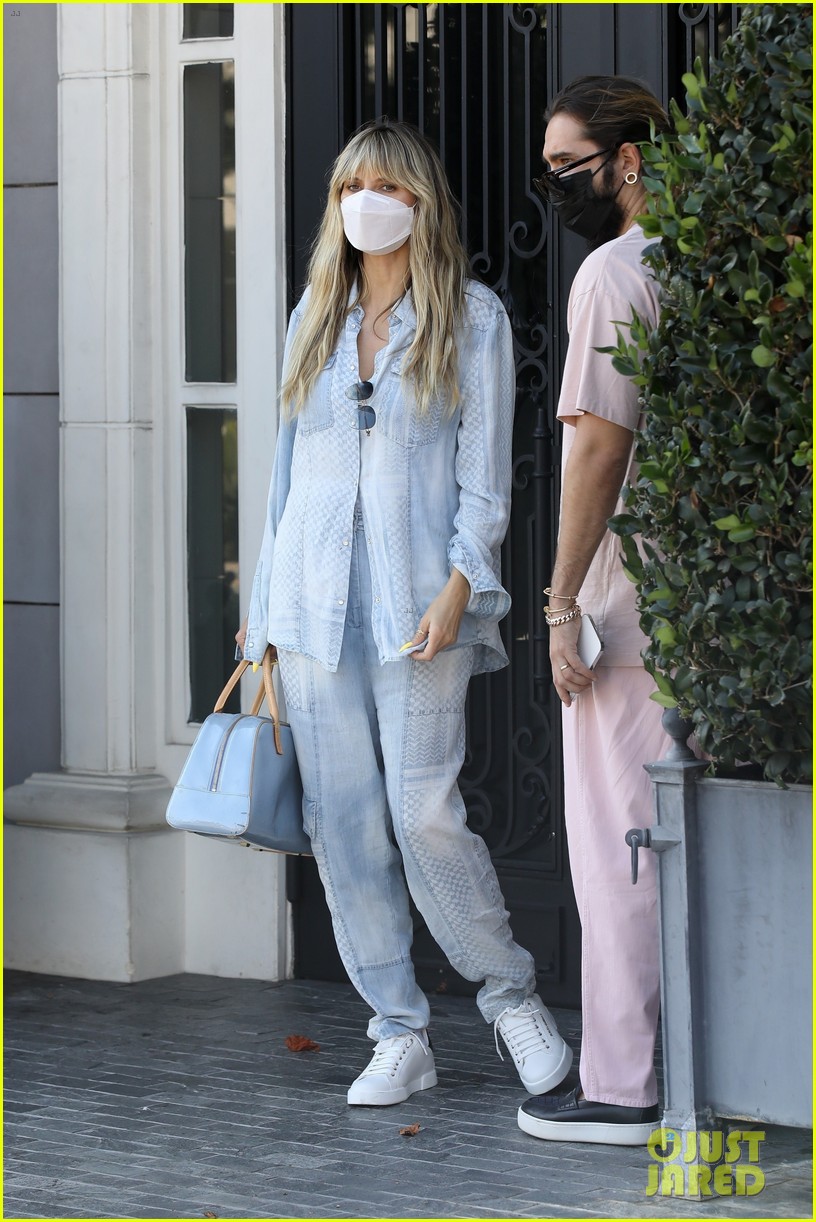 Heidi Klum & Husband Tom Kaulitz Hold Hands While Out Furniture Shopping