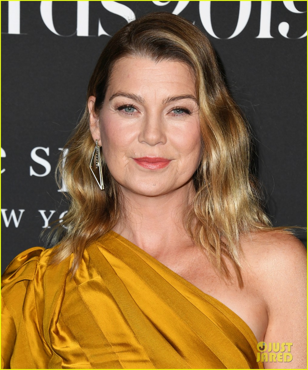 Ellen Pompeo Says She's Been Focusing on 'Convincing Everybody' To End 'Grey's Anatomy'
