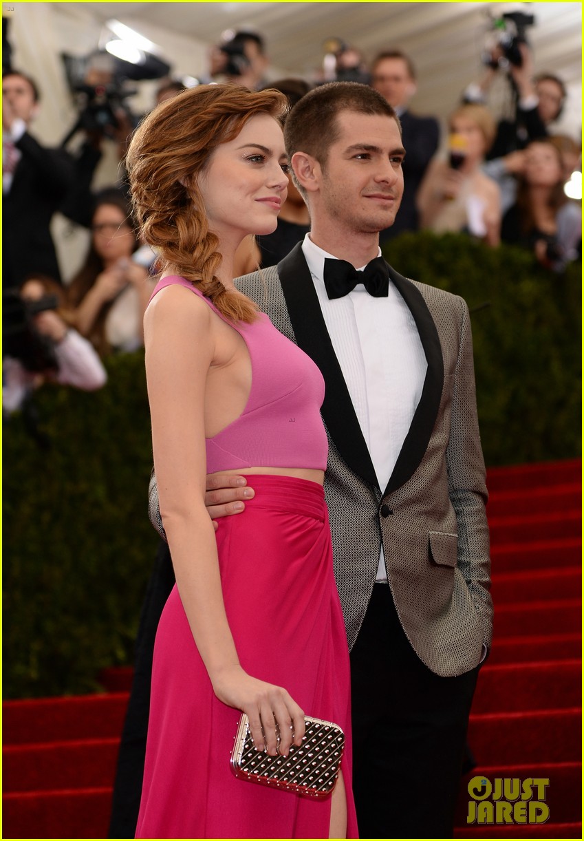 Andrew Garfield Reveals How Emma Stone Reacted to His Surprise 'Spider-Man' Return