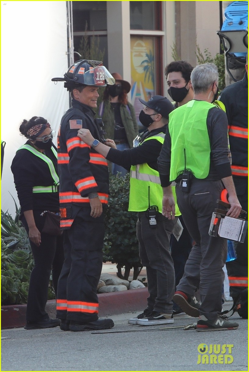 Rob Lowe Suits Up In His Firefighter Gear to Film '9-1-1: Lone Star'