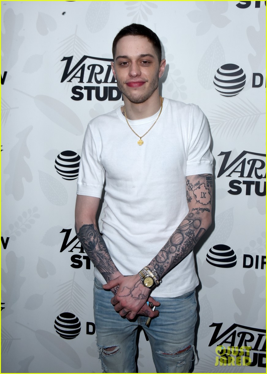 There's a Rumor That Pete Davidson Could Host Oscars 2022