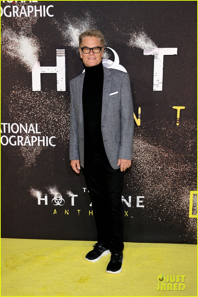 Harry Hamlin Thinks Playing a Gay Man in 'Making Love' 'Ended His Film Career'