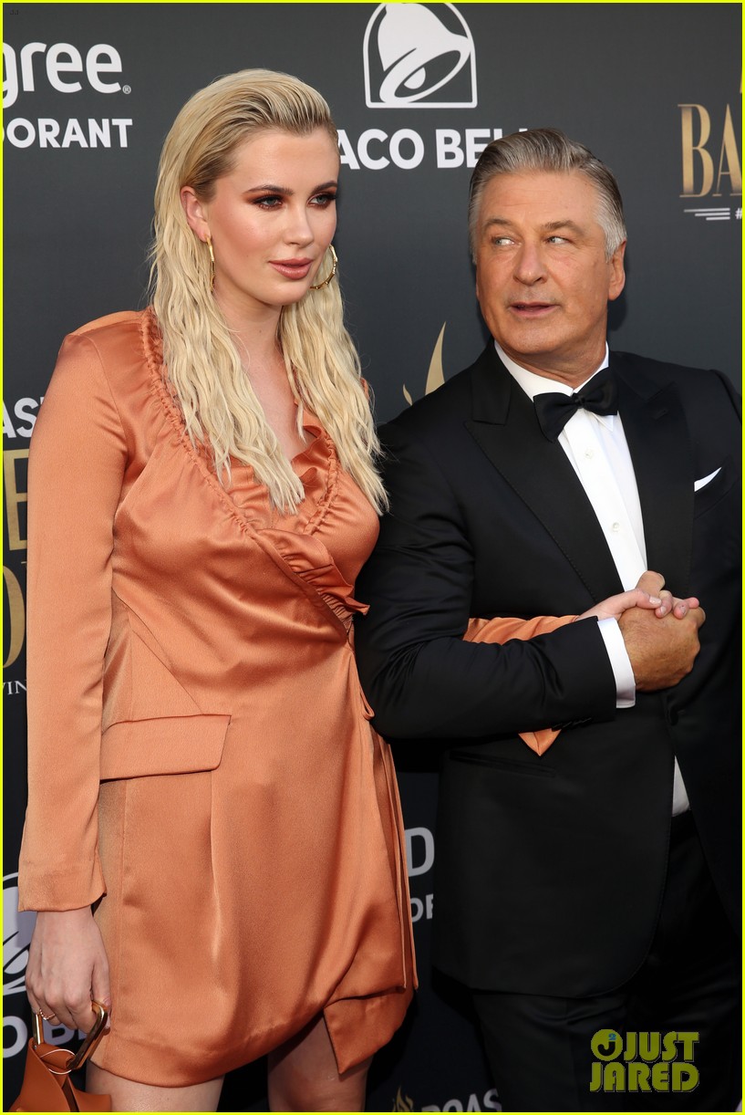 Ireland Baldwin Looks Back at Dad Alec Calling Her 'Rude, Thoughtless Little Pig' 15 Years Later