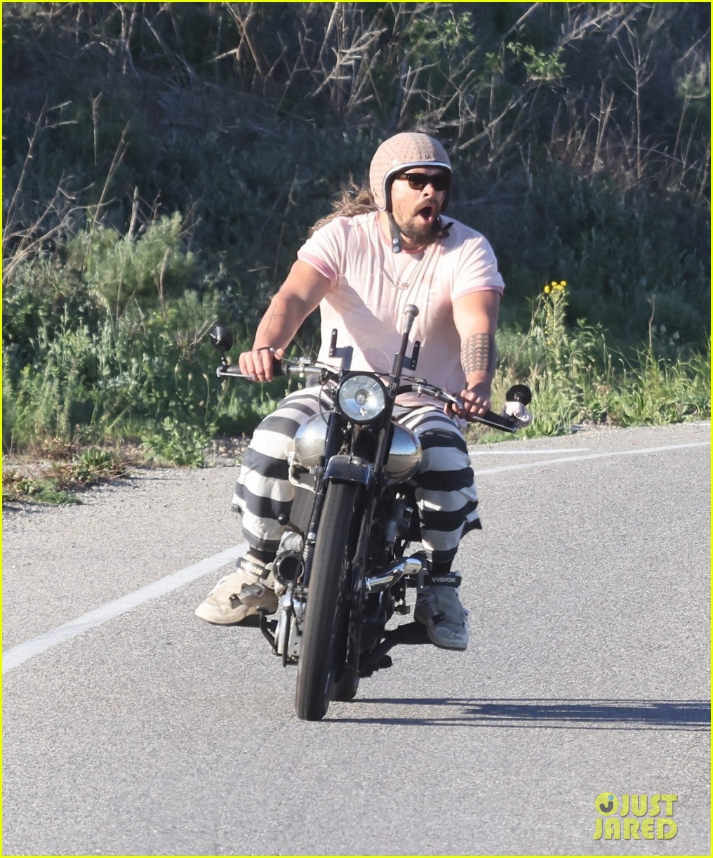 Jason Momoa Goes for Rare Motorcycle Ride After Announcing Split From Wife Lisa Bonet