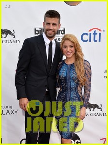 Shakira Reveals What Causes Her & 'Husband/Boyfriend/Baby Daddy' Gerard Piqué to Fight