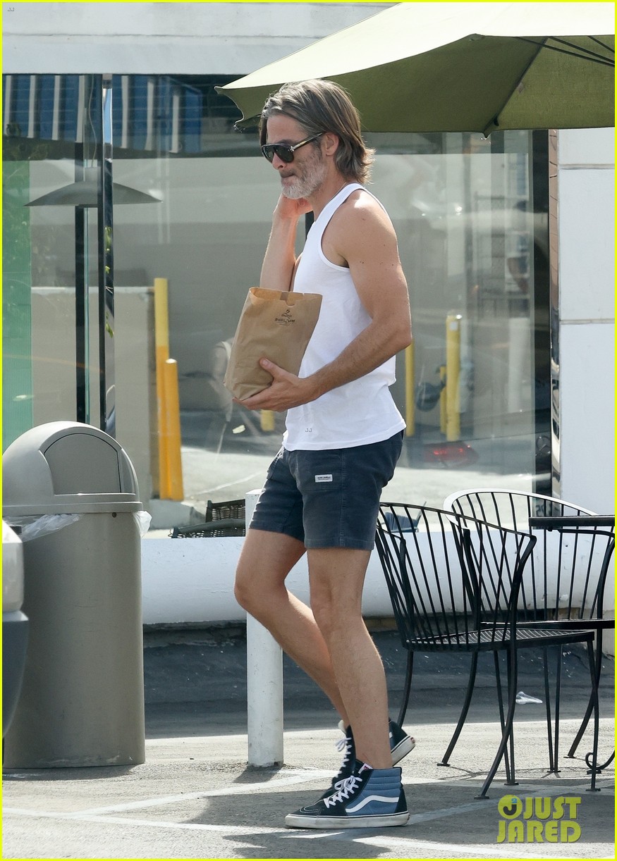 Chris Pine Spotted in Tank Top & Shorts Ahead of Oscars Weekend