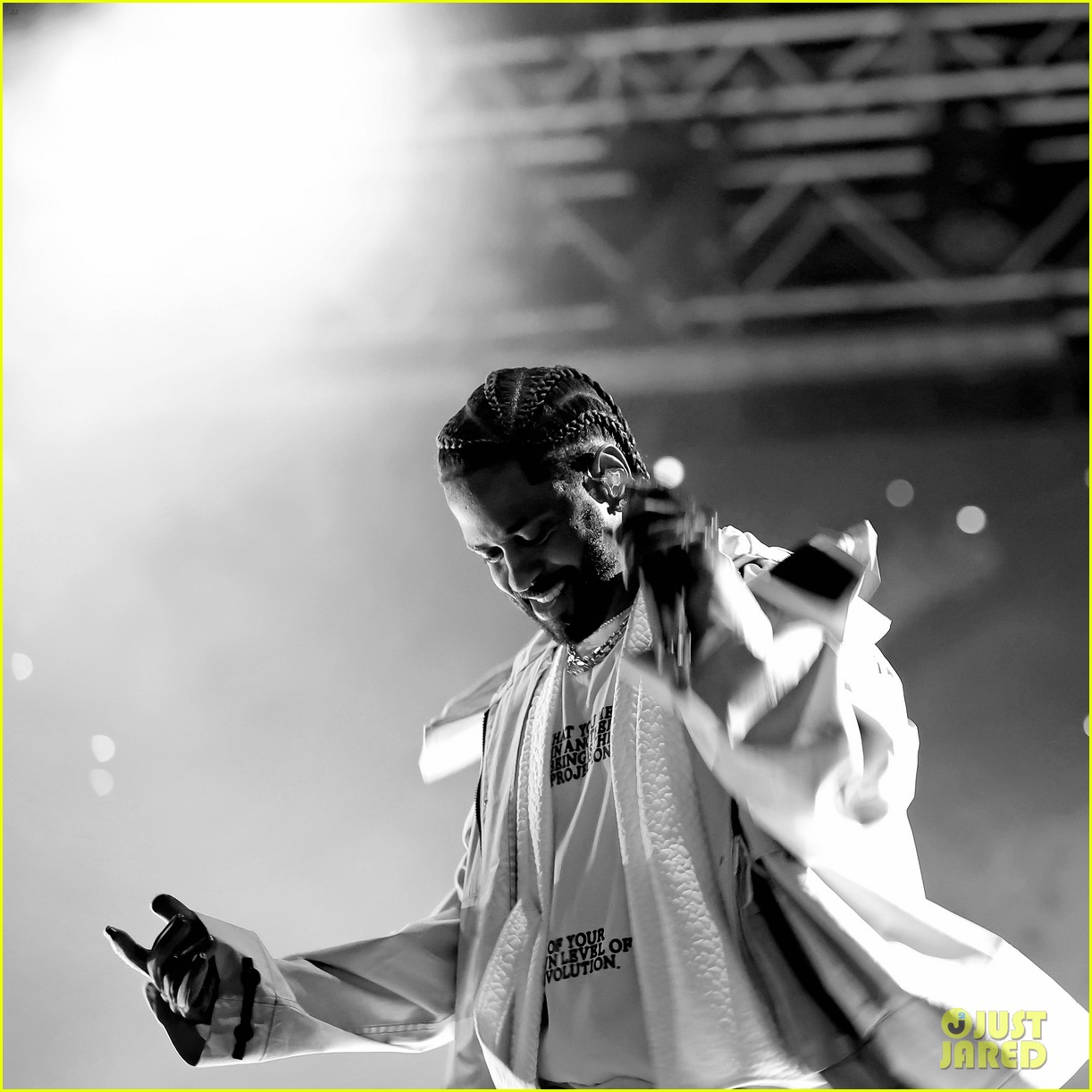 Big Sean Reacts to a Report About Harry Styles' Crowd at Coachella 2022