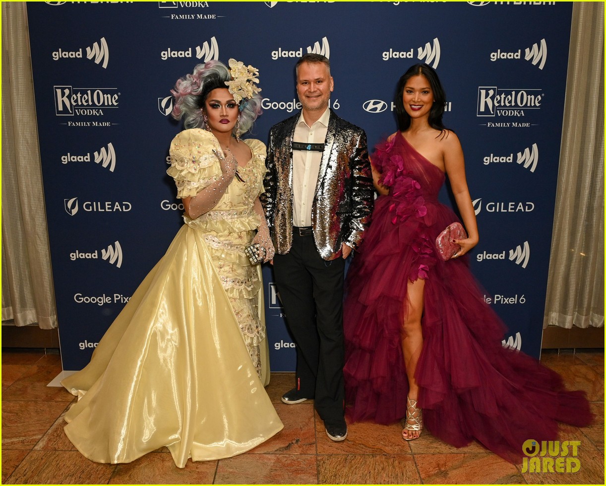 Ariana DeBose & Dove Cameron Honor Judith Light & Wilson Cruz at GLAAD Media Awards 2022