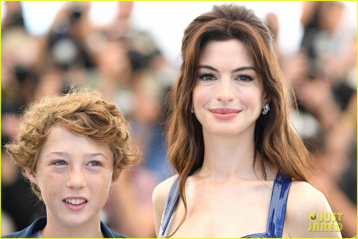 Anne Hathaway Wows in Gucci Mini Dress at Cannes Photo Call with Jeremy Strong