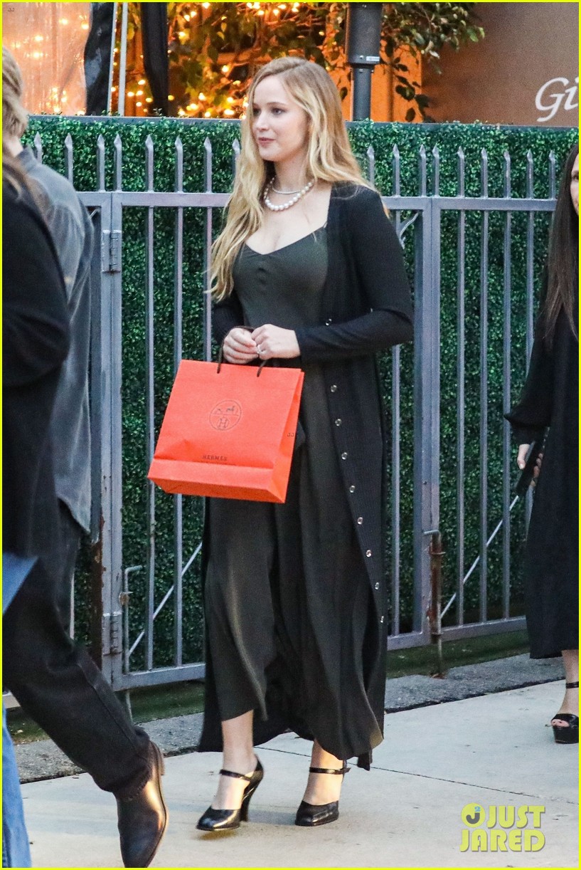Jennifer Lawrence & Husband Cooke Maroney Enjoy a Dinner Date Out in Santa Monica