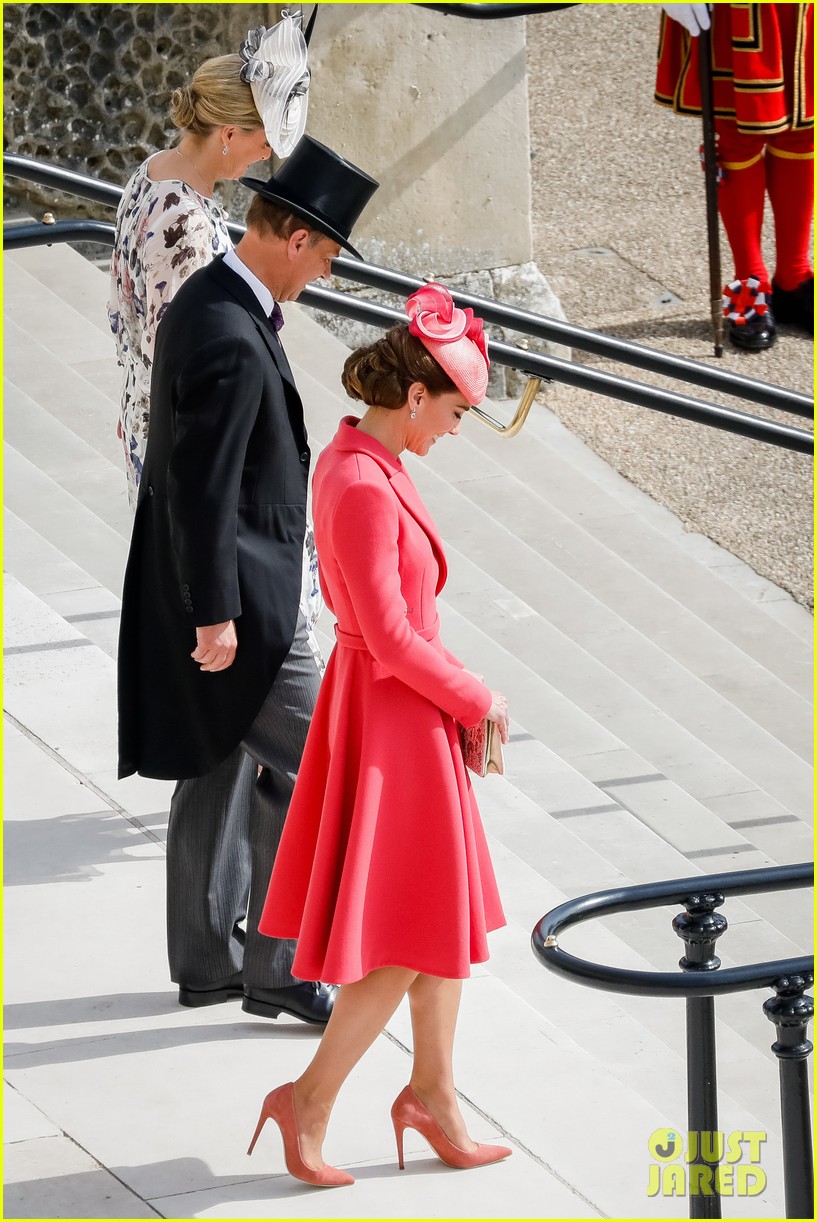 kate middleton garden party dress Kate Middleton in Coral Pink for Buckingham Palace Garden Party 2022