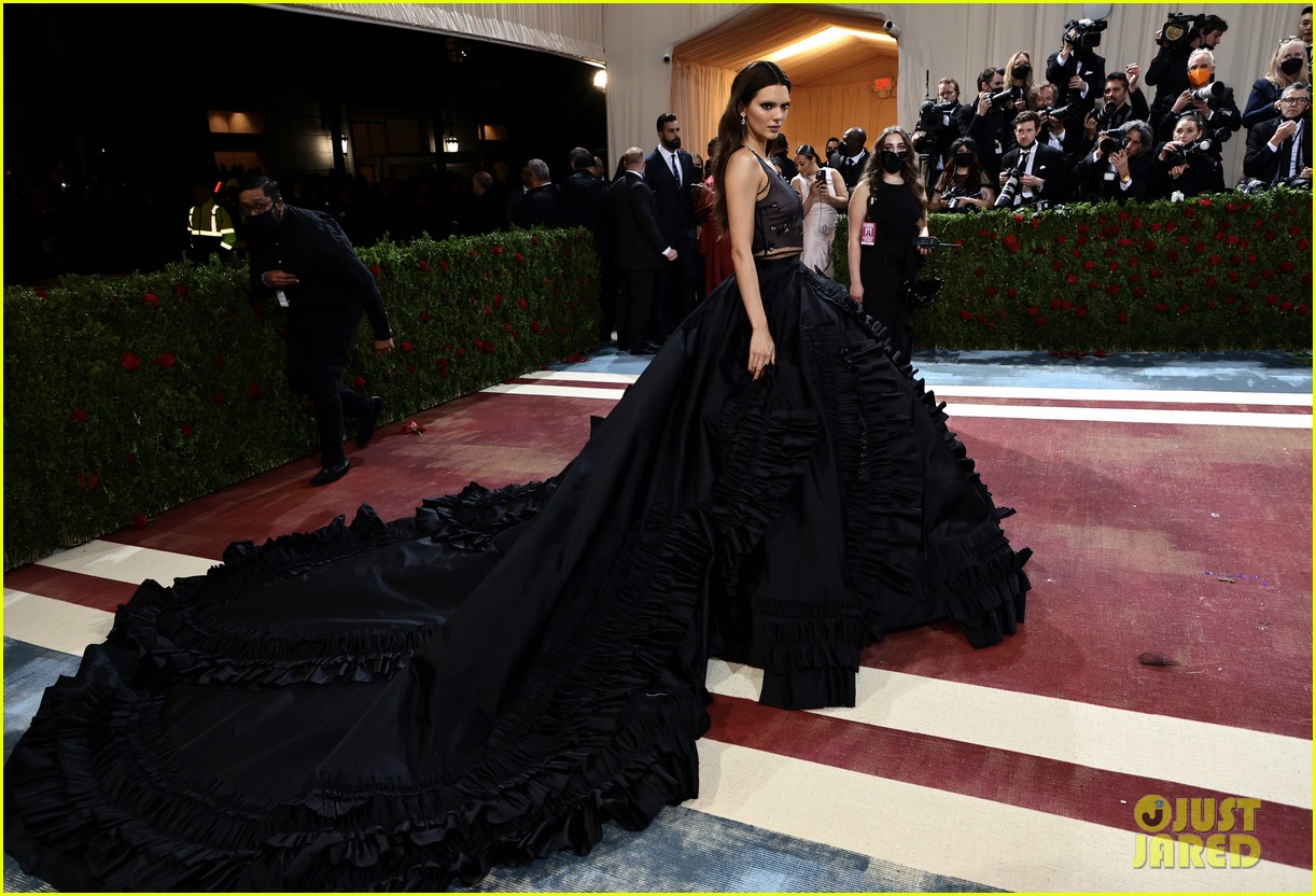 Kendall Jenner Rocks a See-Through Top & Bleached Brows for Her Met Gala 2022 Look