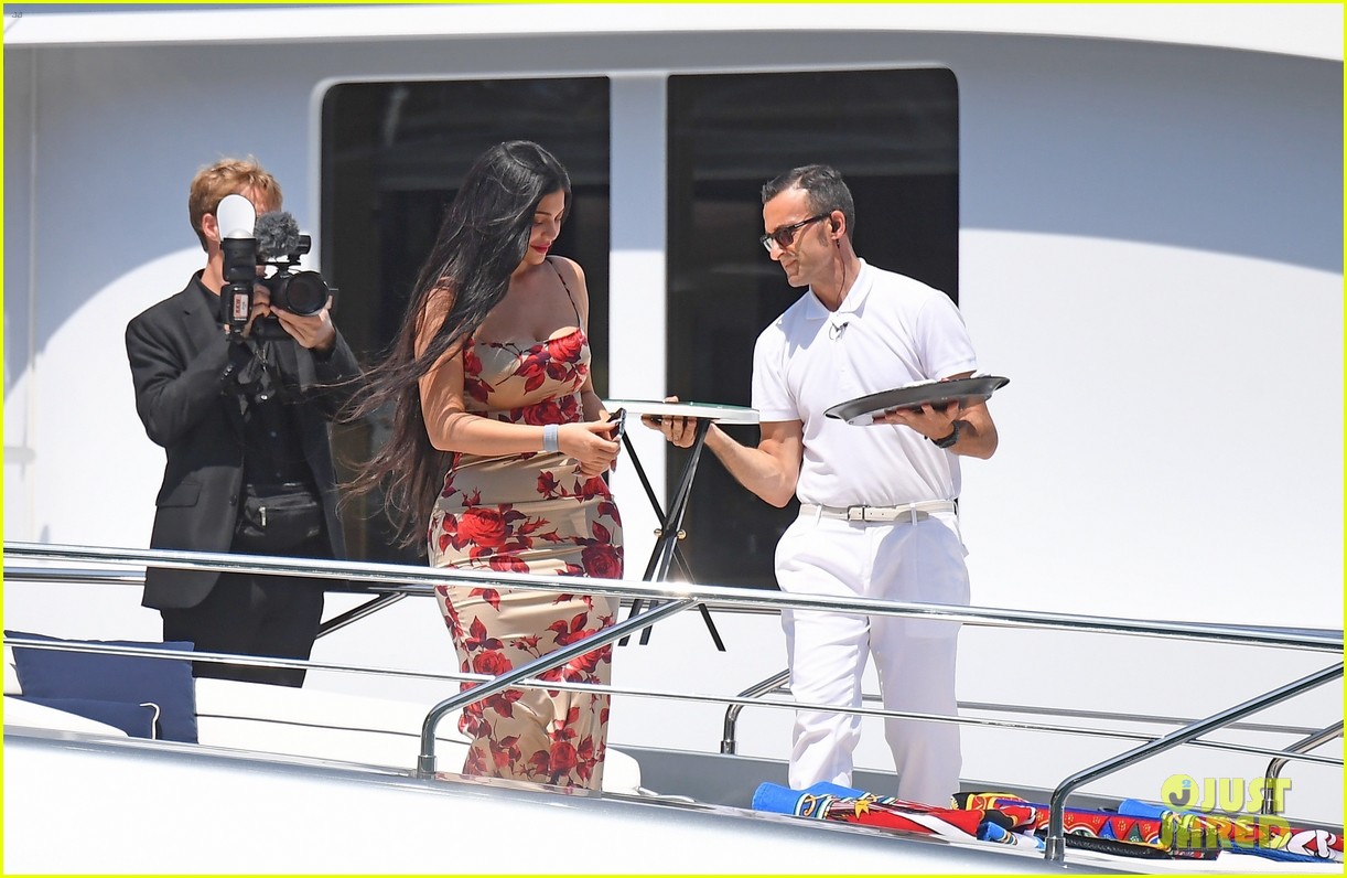 Kourtney Kardashian & Travis Barker Bring the Family On a Yacht Ride for Saturday Festivities During Italian Wedding Weekend (Photos)